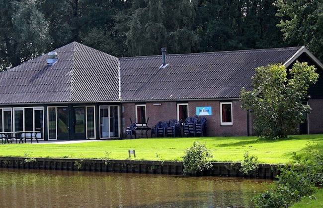 Well Furnished Home for Groups with Dishwasher near Water - Foto 25