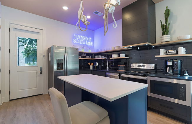 The Grove by AvantStay – Stylish Group Stay with Private Bathrooms - Foto 38