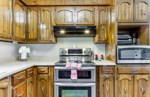 Florence Family Home with Dog-Friendly Yard - Foto 9