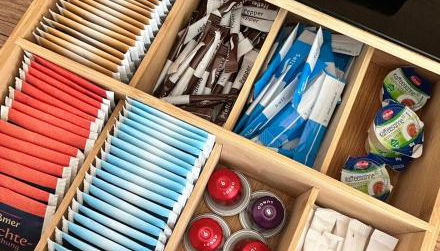 Großes Apartment mit Küche, Dusche, Badewanne, Balkon, Parkplatz vor dem Haus, ruhig gelegen, ADA4 - Foto 5