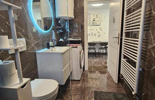 ENA 1&2 apartments-free parking 2200 m2-truck,trailer,boats friendly-EASY D1 access - Foto 31