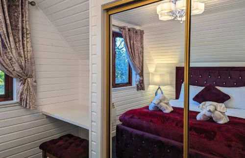 Ceridwen 6 - Hot Tub-Luxury-Pets-Perthshire-Romantic-Dundee - Photo 10