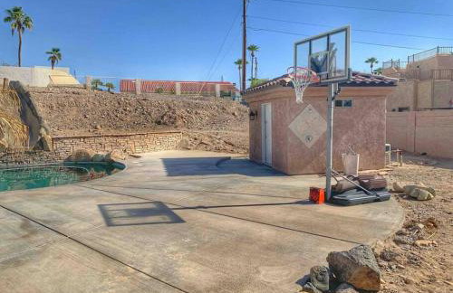 ULTIMATE BACKYARD-POOL/SPA. SLIDE. LAKEVIEW. BALL - Foto 19