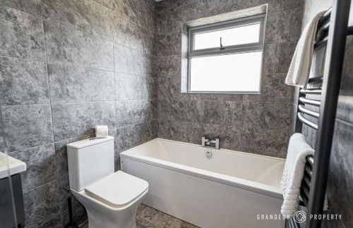 Pottery Place by Grandeur Property - Photo 24