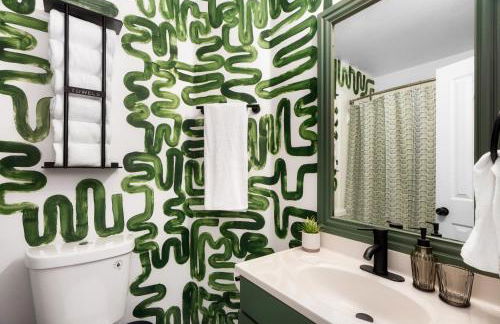 Stunning Family Home with Pool & Hot Tub - Sleeps 17 - Foto 29