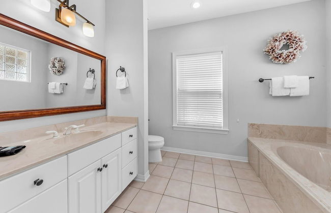 The Spyglass a 5 bed 3 bath house that sleeps 14 and just 67 steps from the beach - Foto 49