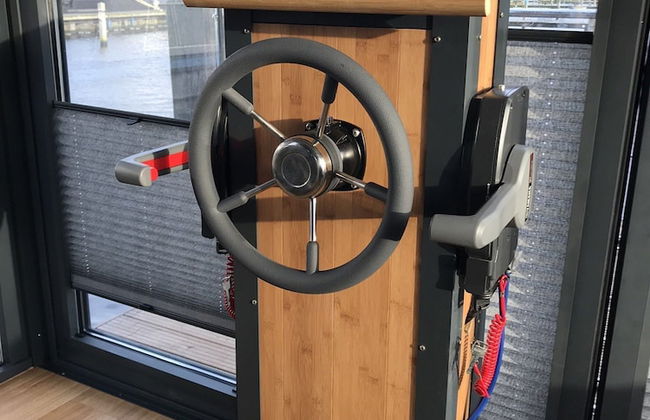 Cozy Houseboat at the Edge of the Marina - Foto 3