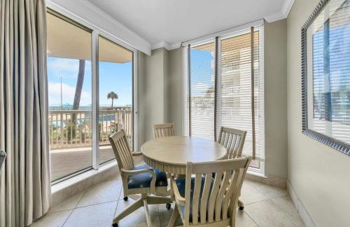 Beautiful Spacious Penthouse 2 Story Beach Front Condo Sleeps 12! - Foto 33