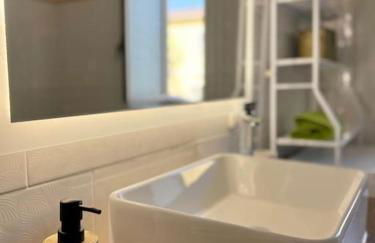 Casetta Bianca con Giardino - Foto 17