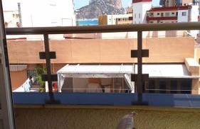 Ático centrico, 50m de la playa, vista al mar y al Peñon, gran terraza, parking, wifi fibra - Photo 7