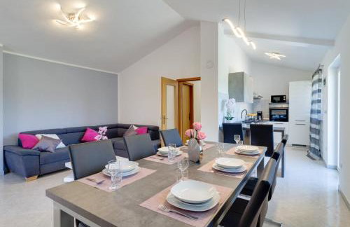 Lovely VILLA Piljan with a private swimming POOL - Foto 16