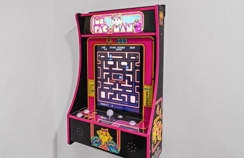 Gorgeous 4-bed home with Golf, Pool, & Hot Tub! - Photo 16