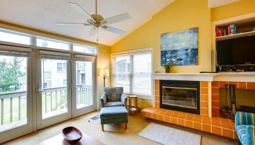 Glen Arbor Vacation Rental with Views of Lake! - Foto 4