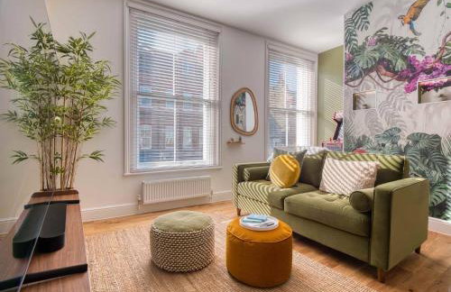 London Putney High St - hot tub, rooftop & cinema - Foto 6