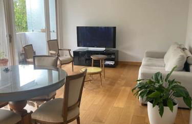 appart Porte de Paris av garage - Foto 2