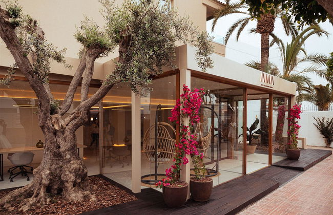 AMA Ibiza Beachfront Suites - Foto 3