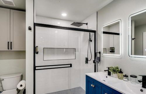 Backyard and Game Room! Home in Heart of Midland - Foto 16