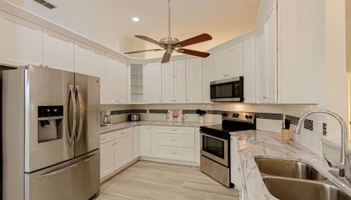 Crown Pointe-Mabry Drive - Photo 2