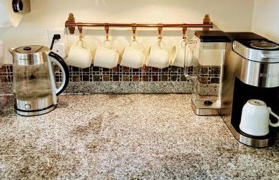 Contemporary House with Ocean View Decks - Foto 17