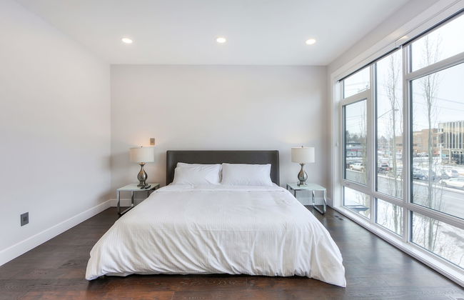 New Luxury Townhome 27 - Photo 3