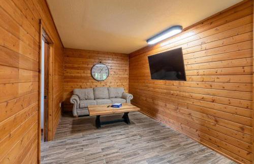 Lakefront Point Retreat on Nantahala Lake with Dock - Foto 31