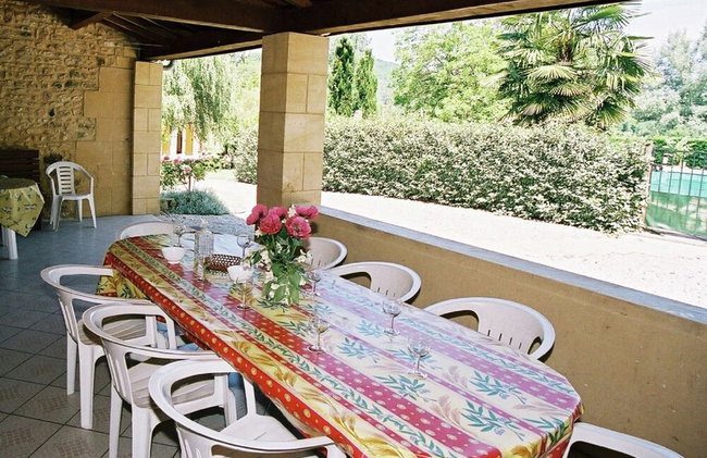 Chic Holiday Home in Siorac-en-perigord With - Foto 21