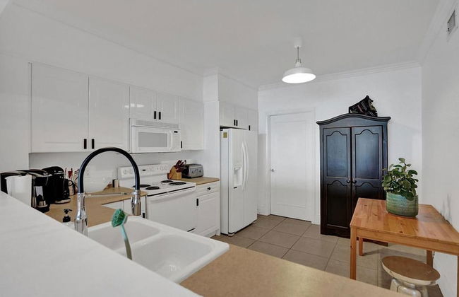 Le Petit Italie Water View 2 2 With Pool - Foto 28