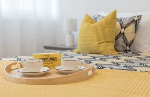 Azure Escape SEA VIEW Apartment - Photo 11