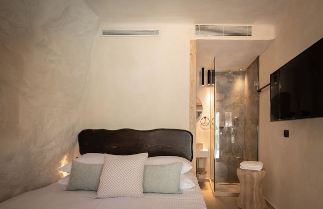 Manili Boutique Suites & Villas, an SLH Hotel - Photo 59