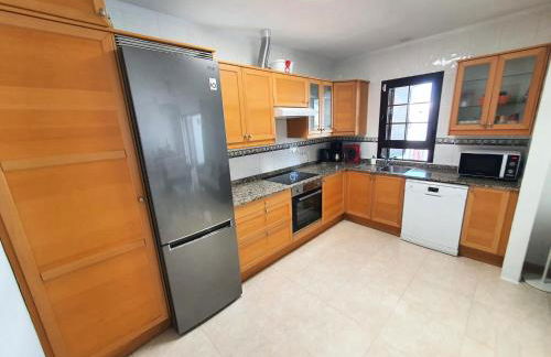 Villa Alberto Private Heated Pool, Jacuzzi, Sea Views - Foto 15