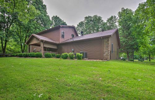 Spacious Family Home with Fire Pit by Norfork Lake! - Foto 26