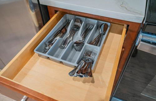 Extensive 2BD - ASU - Sloan Pk - WD - Parking - Sleeps 8 - Foto 29