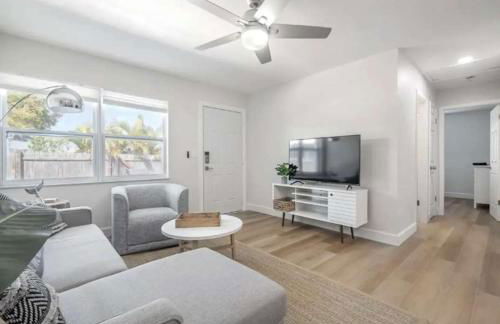 Waterfront-Family & Pet Friendly for 6 - Foto 7