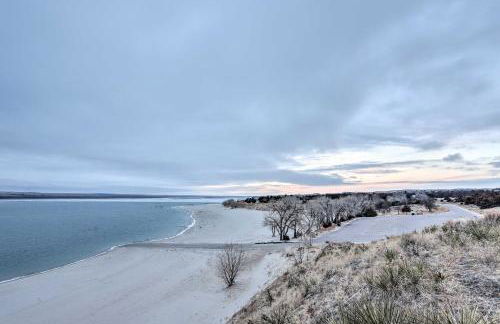 Lake McConaughy Getaway with Patio - Walk to Beach - Foto 23