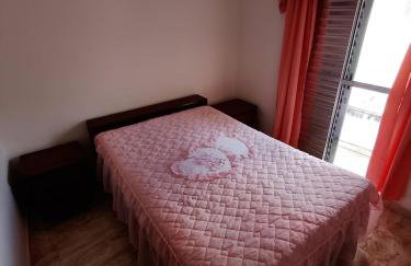 Two-story home with solar-heated pool and 4 bedrooms - Foto 9