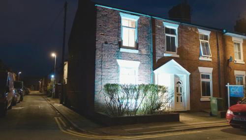 Town Centre House with parking, Wi-Fi - Foto 2