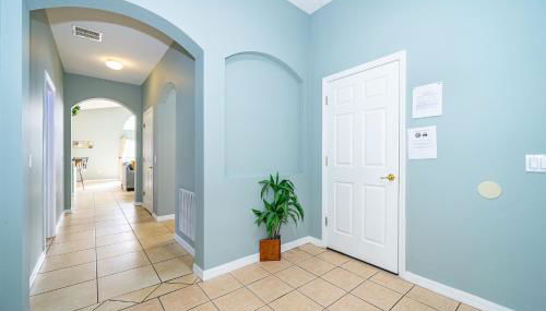 4BR-3BA-Large Private Pool-Free WiFi-Near Disney - Foto 5