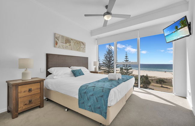 Reflection Tower Two - Foto 14