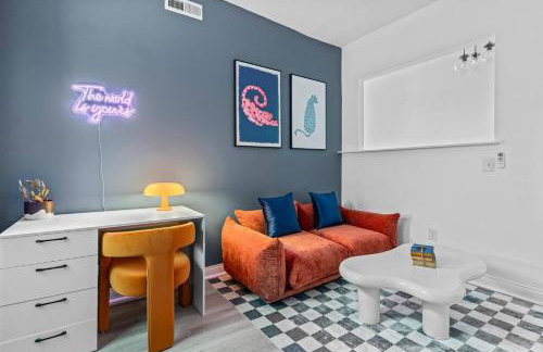 Abstract Haven | Stylish 1BR by Tower Grove - Photo 20