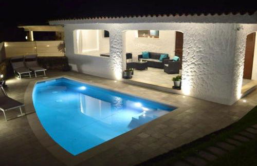 Villa Las Olas, 500m from the sea with private pool - Foto 1