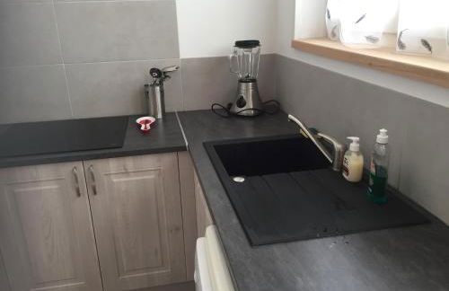 Maison de ville 3 chambres 3 salles d'eau parking 2 places - Foto 4