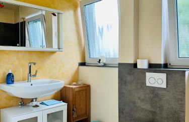 2,5-Zimmerwohnung mit Terrasse - KEINE Monteure - Foto 16