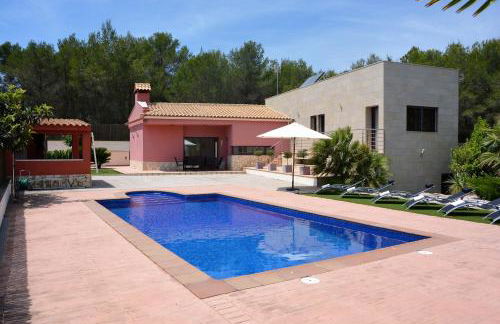 Villa Sitges La Calma 10 minutes drive Sitges 2 minutes walk Garraf Park AC - Photo 9