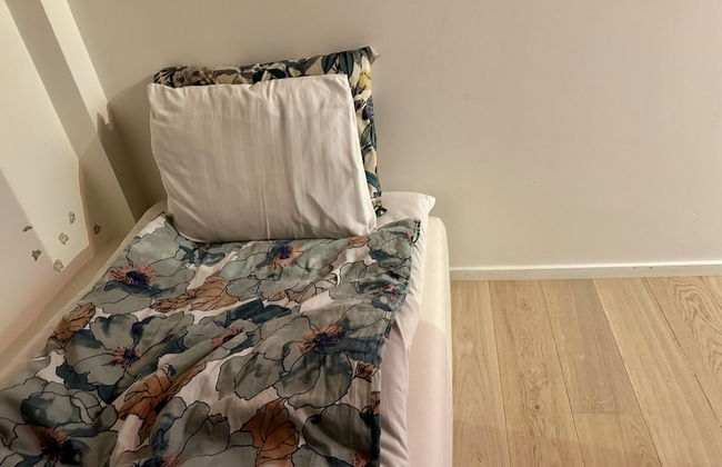 Small 2 Room Apartment in Sollentuna - Photo 4