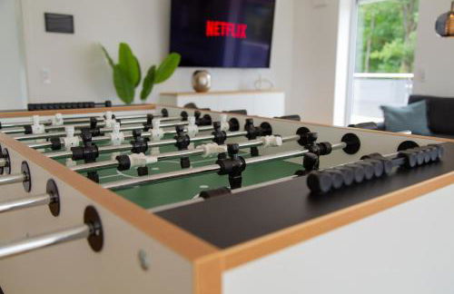 Exklusives Penthouse mit Whirlpool, Panoramaterrasse, Kino & Tischfußball für bis zu 8 Personen - Foto 2