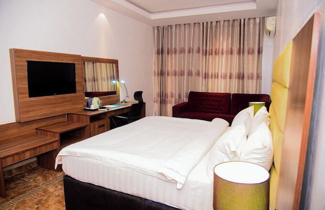 Royal Swiss Apartments and Suites - Foto 13