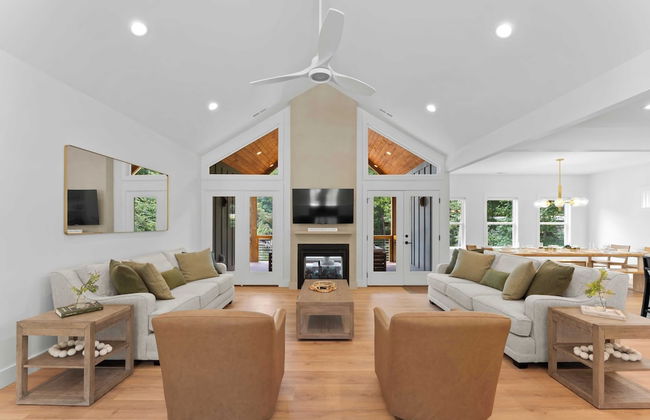 Hideaway Cove Private Dock, Firepit, New Build - Photo 14