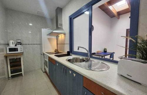 Pura Vida Luxury Home Sea View - Photo 3