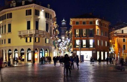 DENEB19 Luminoso con Balcone Vista Città - Photo 45