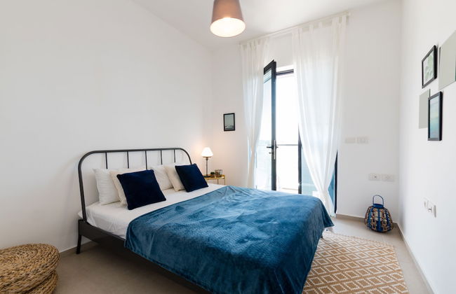 Artsy Modern Bright Apt in Bat Yam - Foto 9